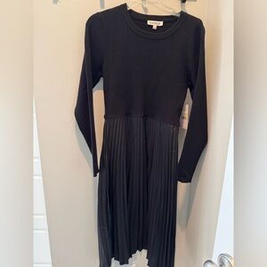 Nanette Leopore Black Long Sleeve Pleated Midi Dress